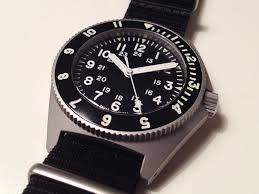 Dagaz Dive wristwatch